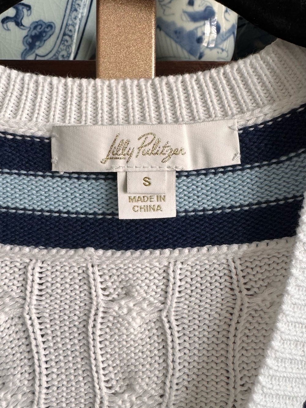 Lilly Pulitzer Brockton Cable Knit V-Neck Varsity Sweater White NWOT Size S - Picture 4 of 8